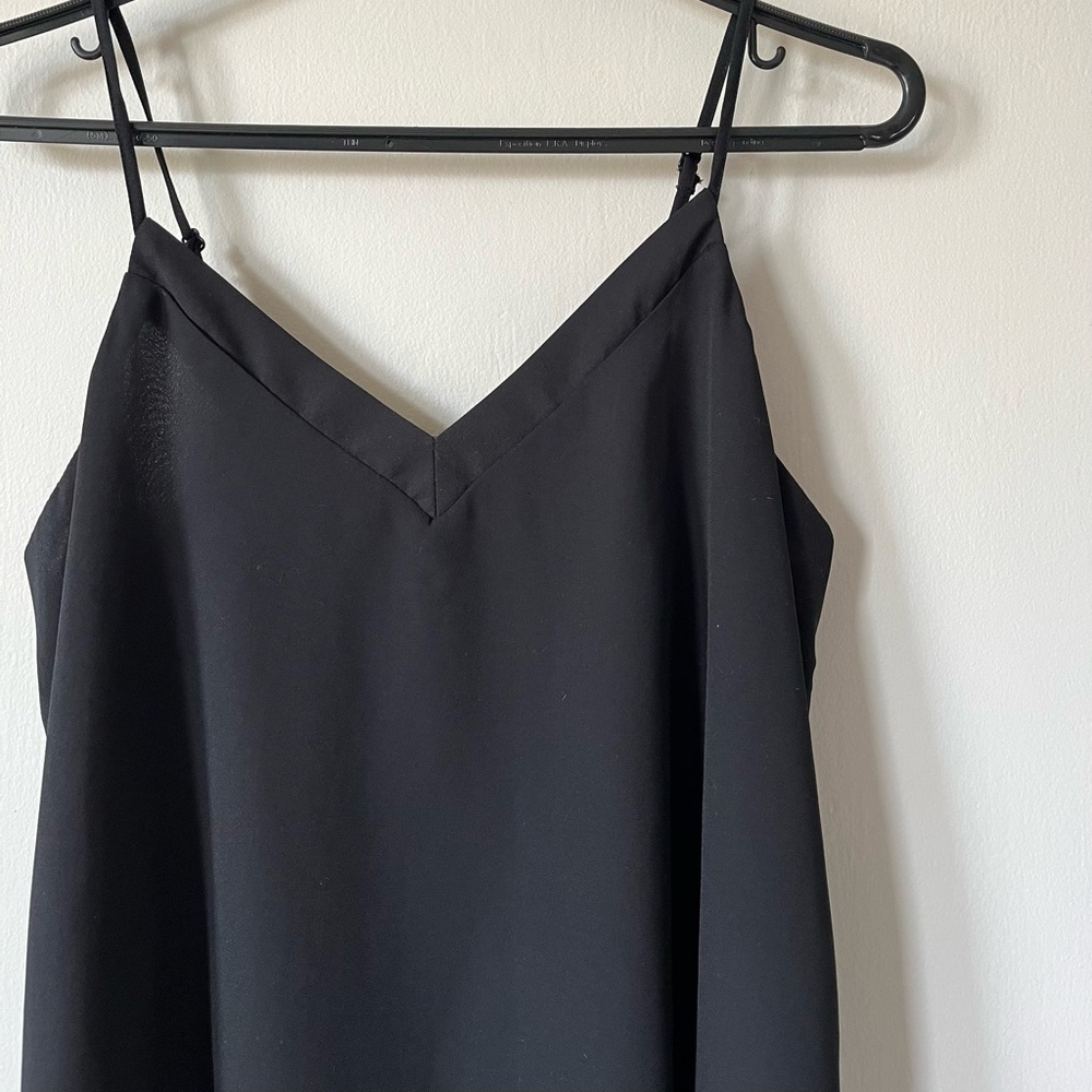 🌟2/$14🌟 Finn & Grace sheer chiffon v-neck blouse
